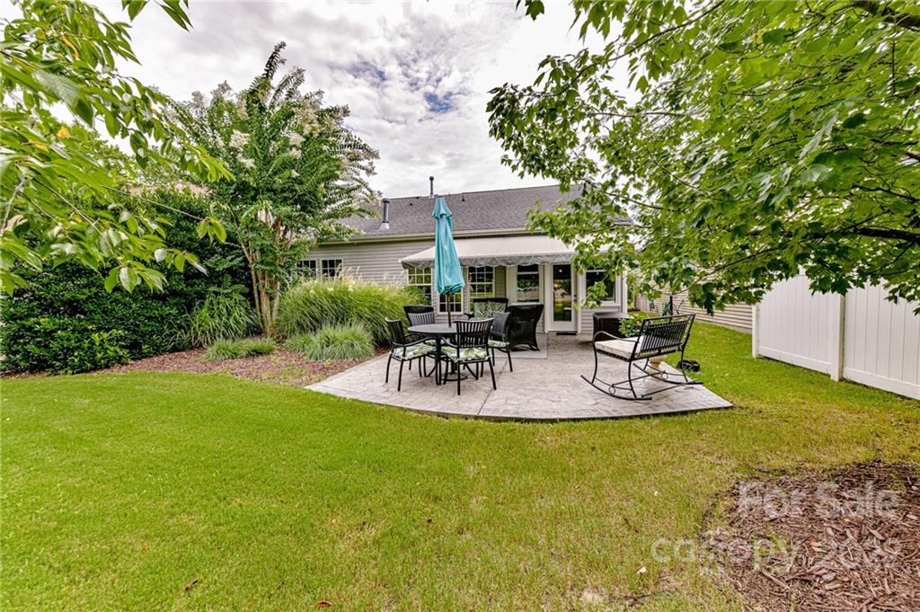 8607 Robinson Meadow Court Charlotte NC 28277