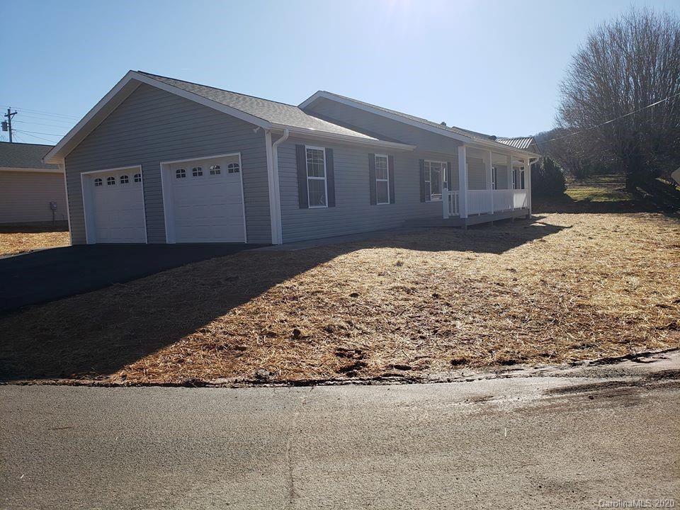 30 Daniel Street Burnsville NC 28714