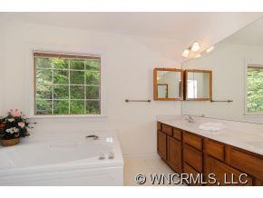 15 Skyview Court Asheville NC 28803