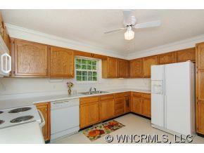 15 Skyview Court Asheville NC 28803