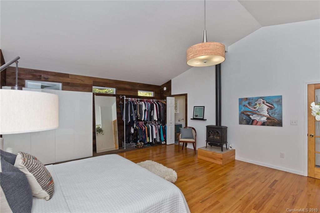 142 Shadowlawn Drive Asheville NC 28806