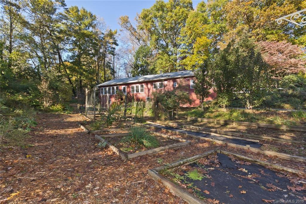 142 Shadowlawn Drive Asheville NC 28806