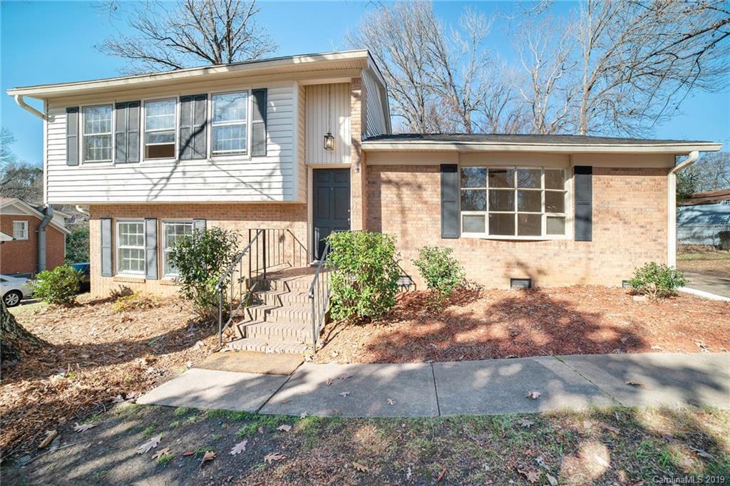 7016 Flintrock Road Charlotte NC 28214