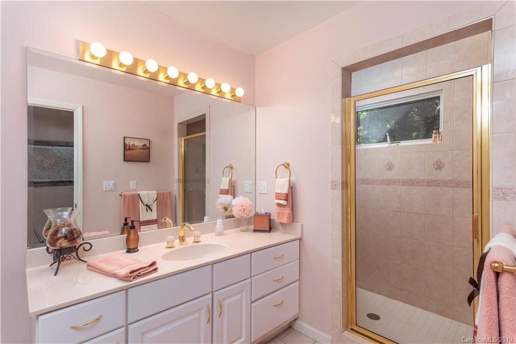 494 Woody Lane Waynesville NC 28786