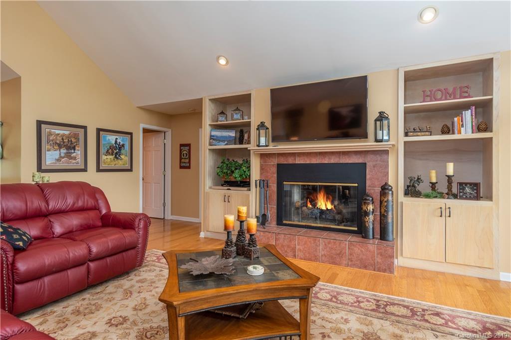 494 Woody Lane Waynesville NC 28786