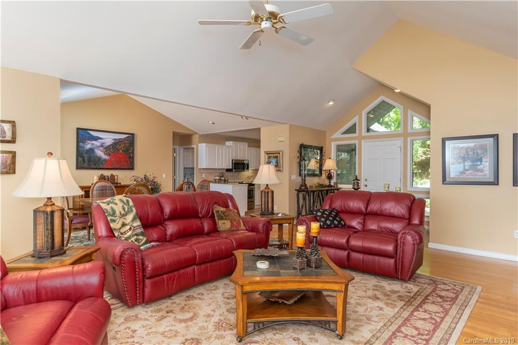 494 Woody Lane Waynesville NC 28786