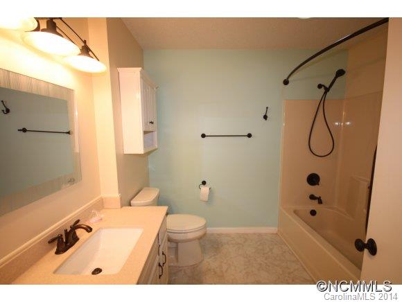 28 Country Lane Candler NC 28715