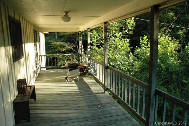 1727 Seven Mile Ridge Road Burnsville NC 28714