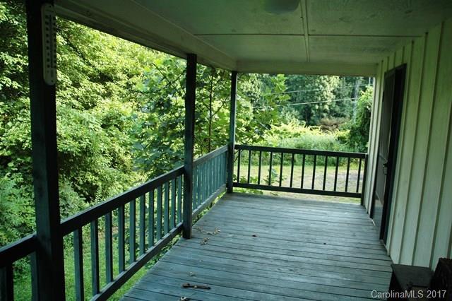 1727 Seven Mile Ridge Road Burnsville NC 28714