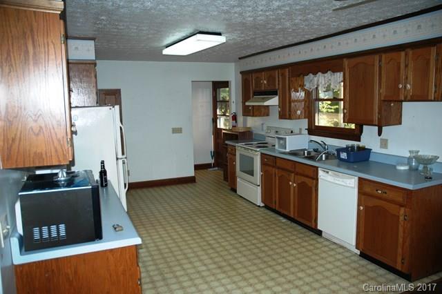 1727 Seven Mile Ridge Road Burnsville NC 28714