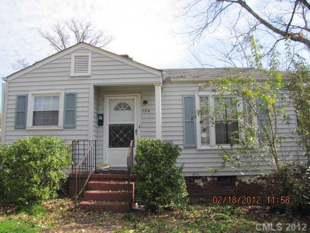 134 N Smallwood Place Charlotte NC 28216