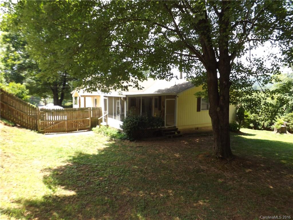 253 Mulberry Street Clyde NC 28721
