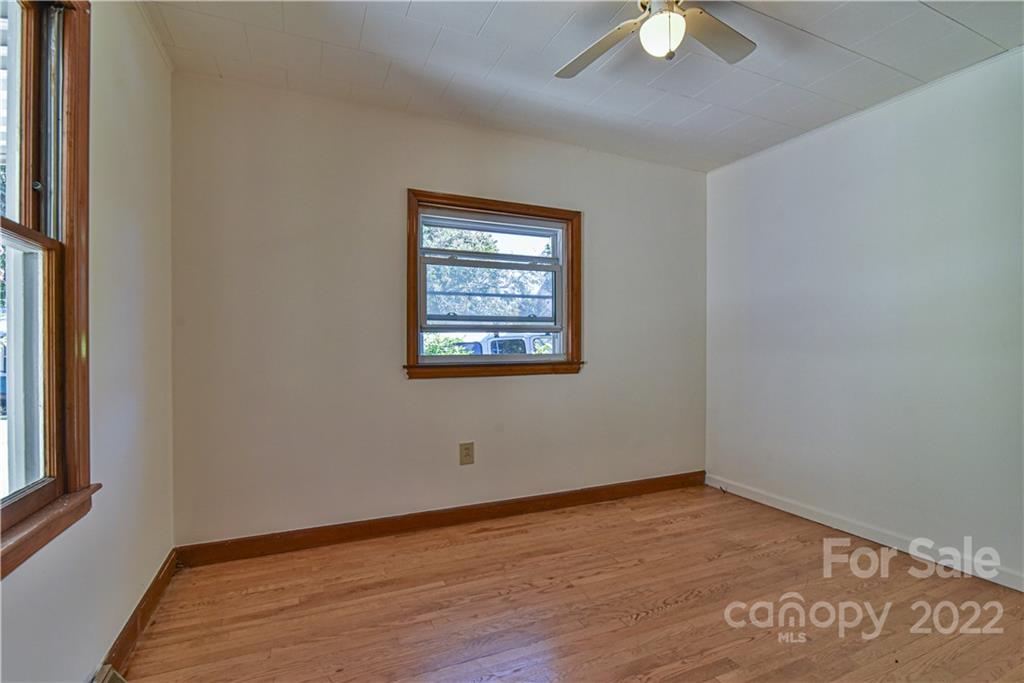 22 Jarrett Street Asheville NC 28806