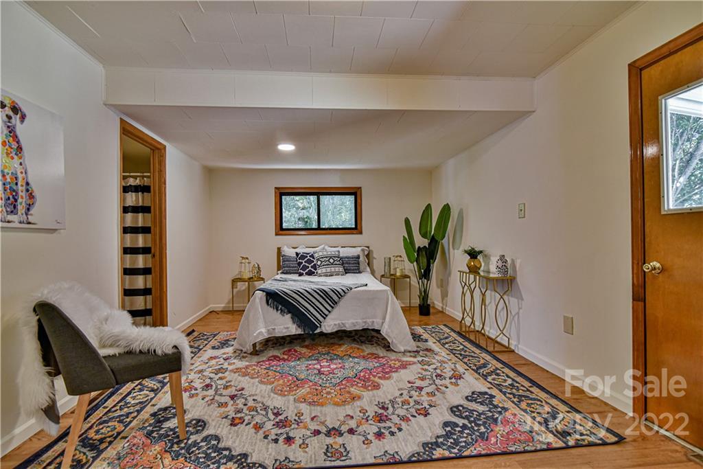 22 Jarrett Street Asheville NC 28806