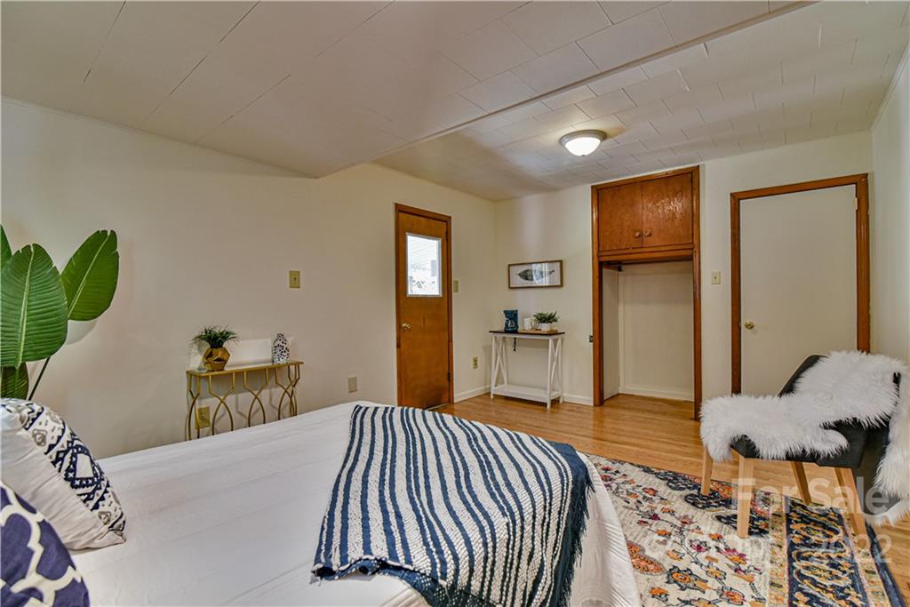 22 Jarrett Street Asheville NC 28806