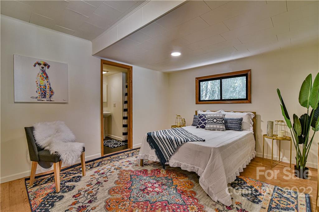 22 Jarrett Street Asheville NC 28806