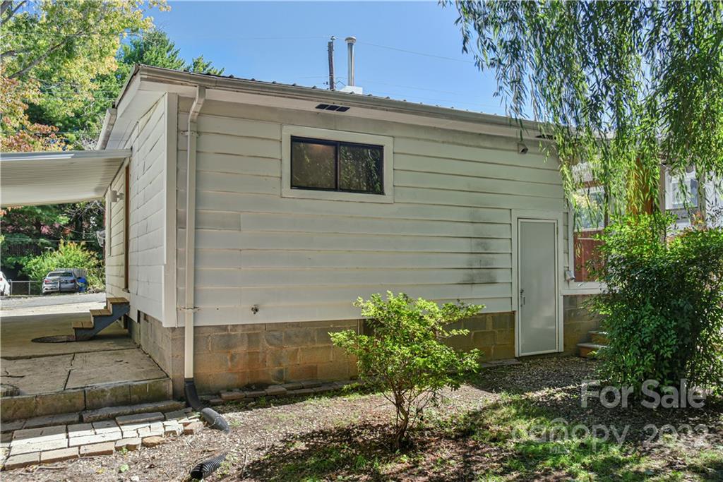 22 Jarrett Street Asheville NC 28806