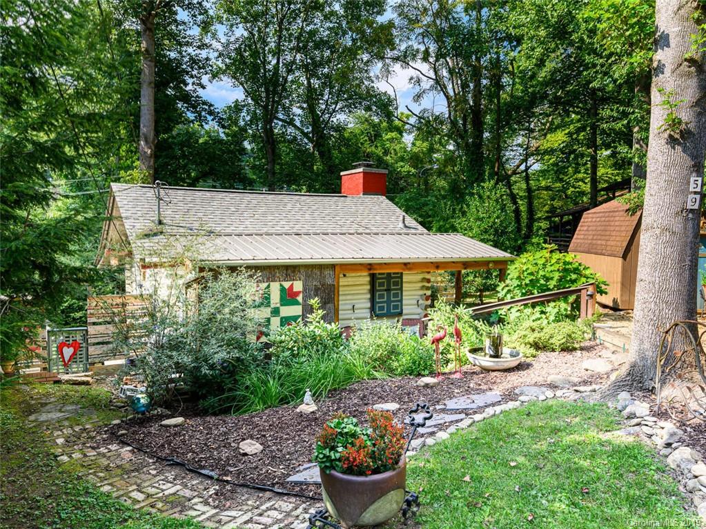 59 Pinewood Road Asheville NC 28805