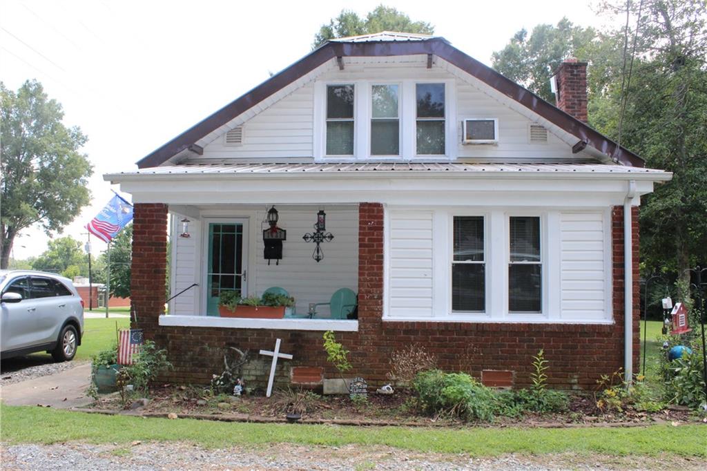 1427 7th Avenue Sw Hickory NC 28602