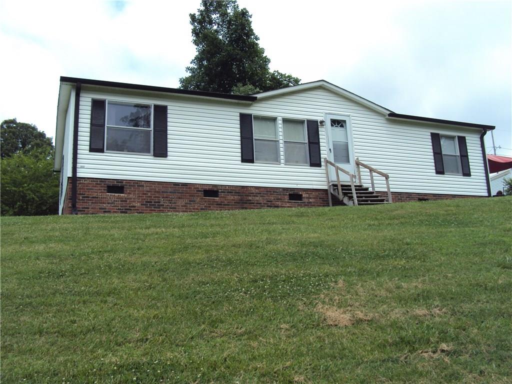 1525 2nd Street Sw Hickory NC 28602