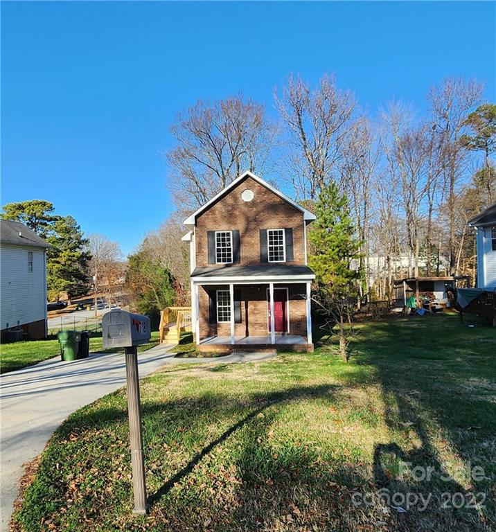 718 W 4th Avenue Lexington NC 27292