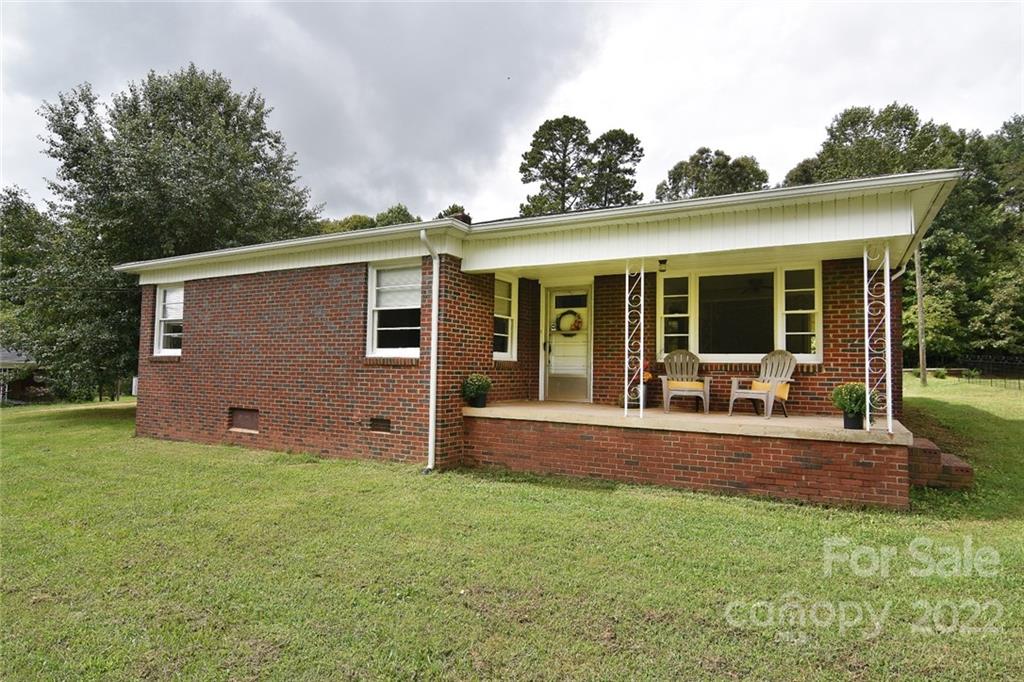 4950 Midway Sand Road Hickory NC 28601