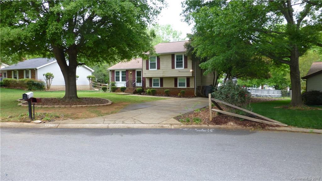 11310 Misty Valley Court Charlotte NC 28226
