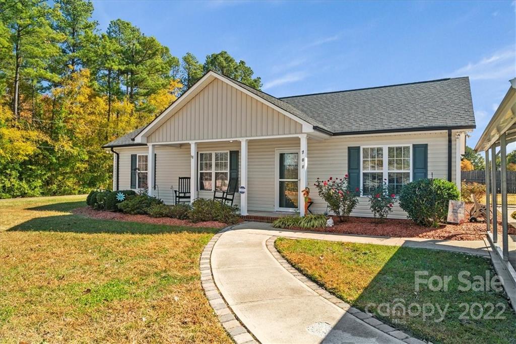 701 Flicker Street Concord NC 28027