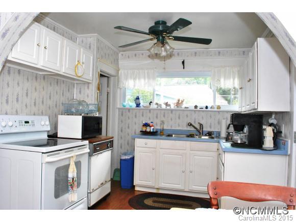 9 Salem Avenue Asheville NC 28804