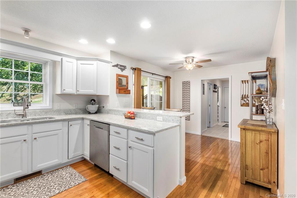 52 Lawson Ridge Road Leicester NC 28748