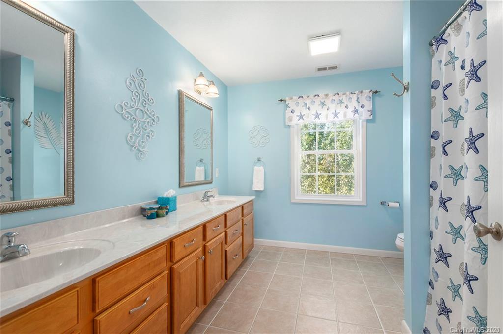 52 Lawson Ridge Road Leicester NC 28748