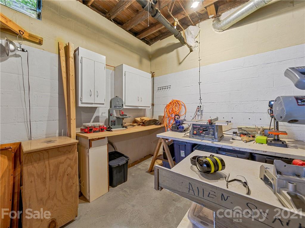 135 Louisiana Avenue Asheville NC 28806