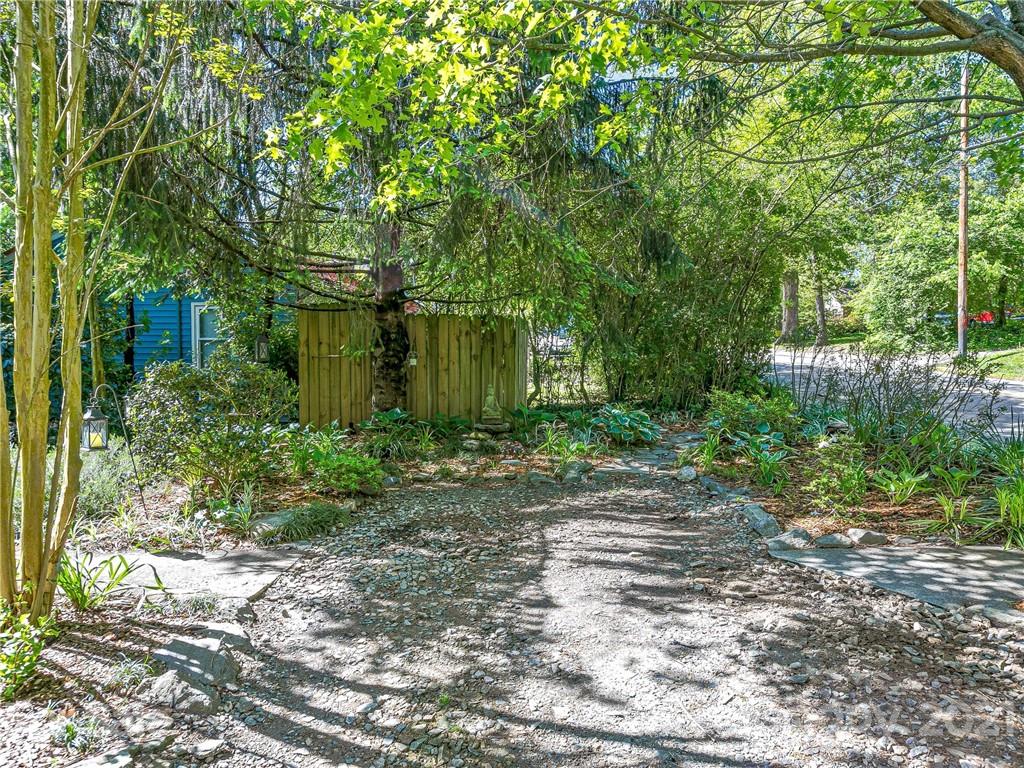 135 Louisiana Avenue Asheville NC 28806