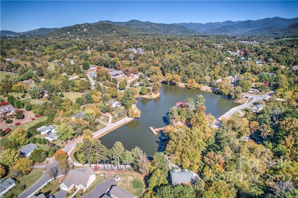 5 Duncannon Street Weaverville NC 28787