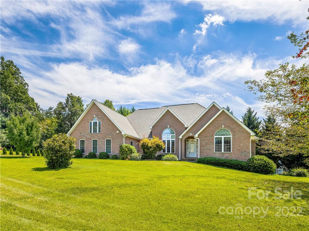 19 Foggy Glen Drive Arden NC 28704