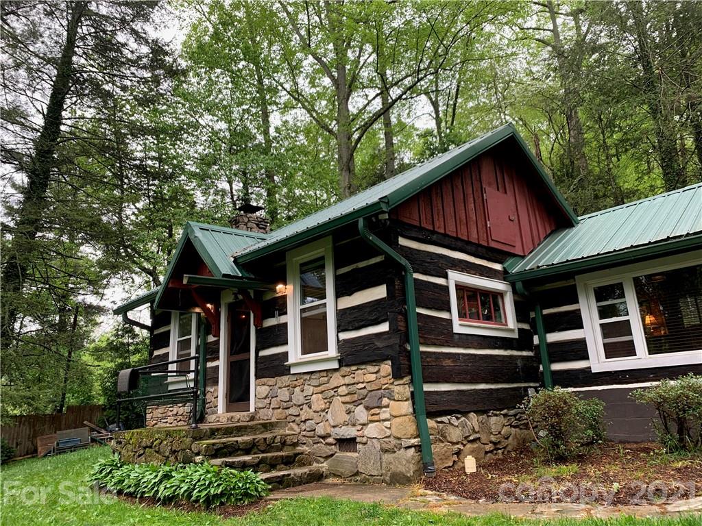 529 Old Beaverdam Road Asheville NC 28804