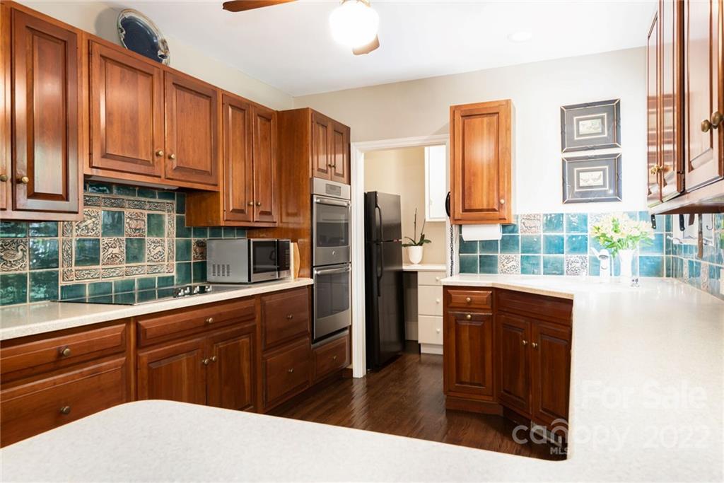 2620 Hampton Avenue Charlotte NC 28207