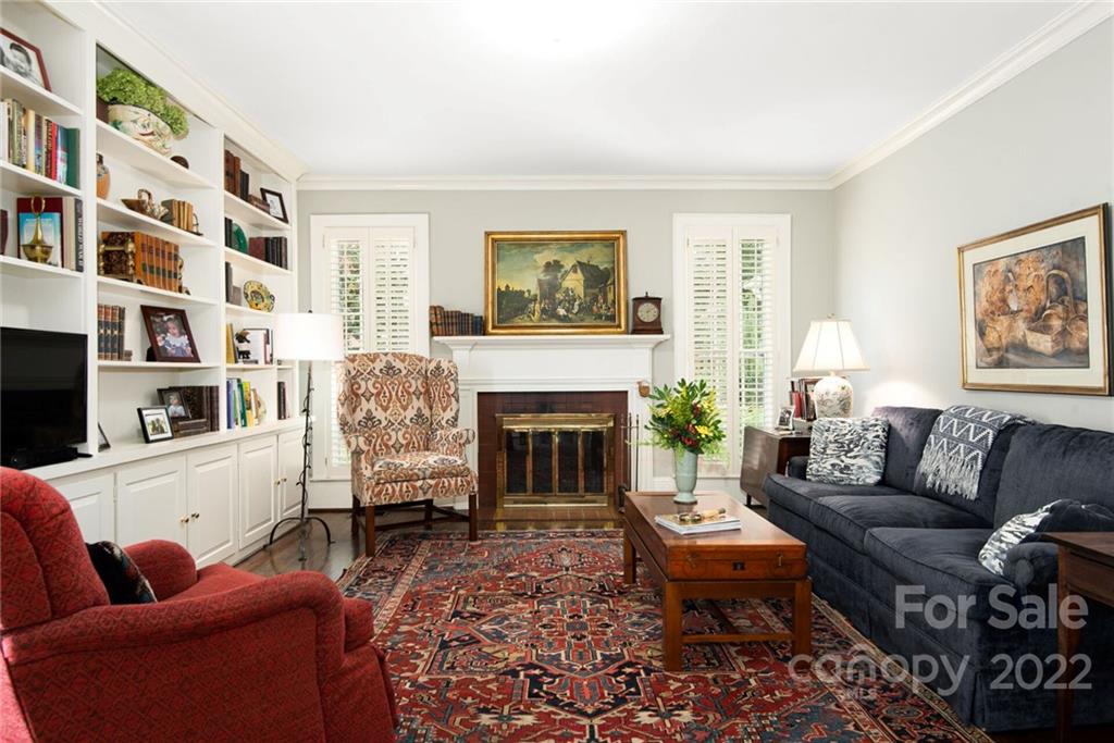 2620 Hampton Avenue Charlotte NC 28207