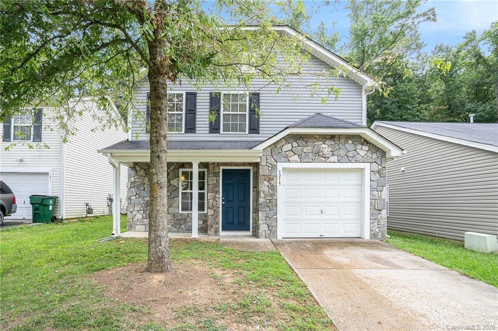 1215 Pinehaven Court Charlotte NC 28215