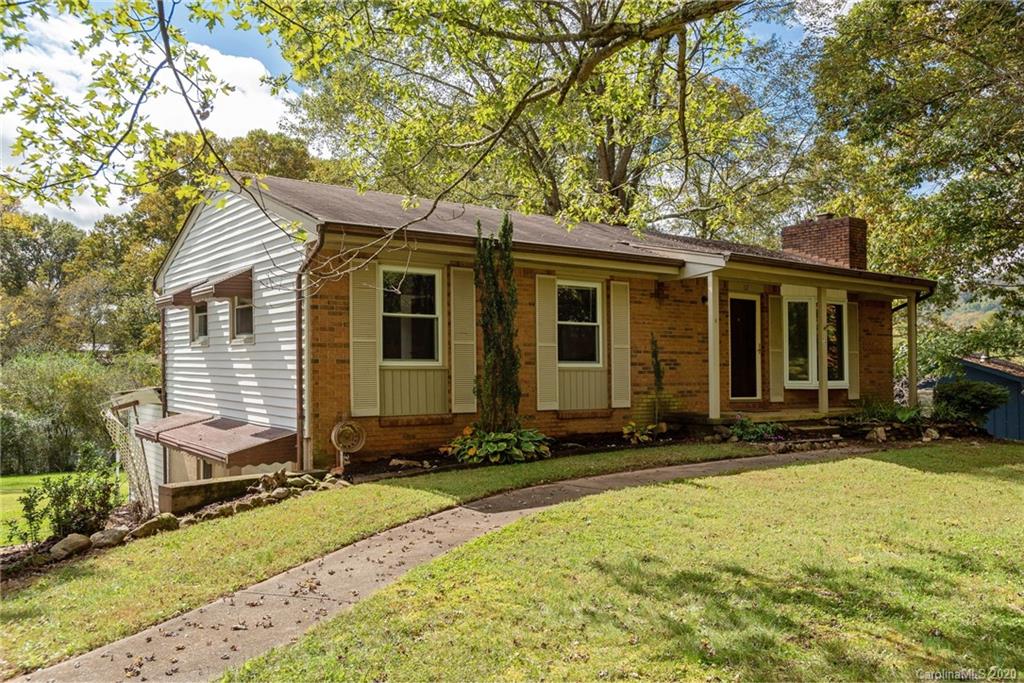 32 Clovernook Drive Arden NC 28704