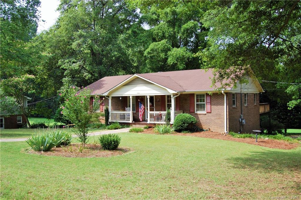 729 Willow Lane Harrisburg NC 28075