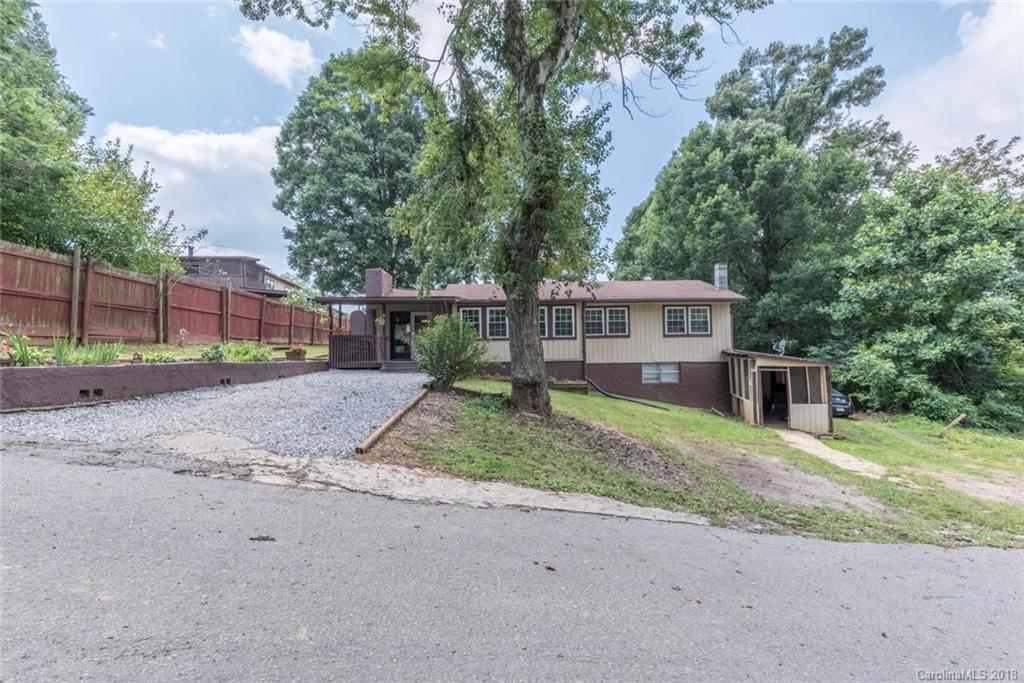 22 Teakwood Place Asheville NC 28806