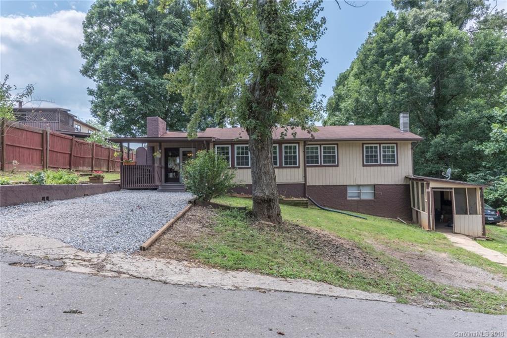 22 Teakwood Place Asheville NC 28806