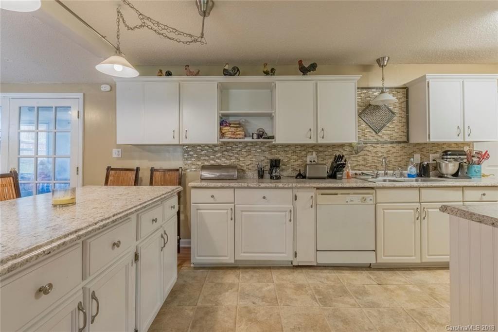 22 Teakwood Place Asheville NC 28806