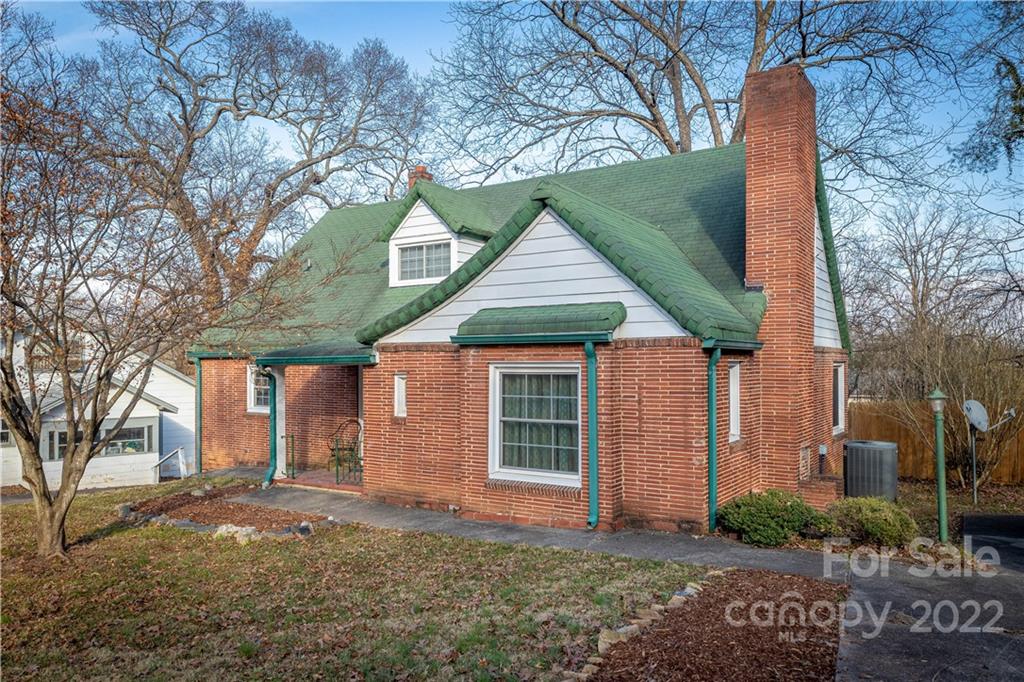 103 Edgewood Avenue Morganton NC 28655