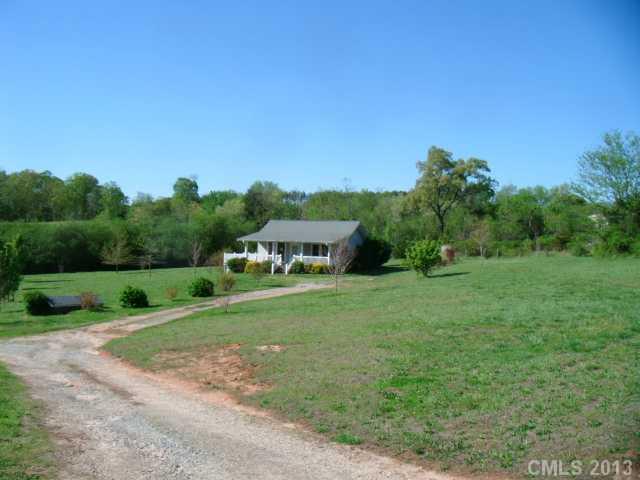 140 Landrum Road Columbus NC 28722