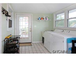 30 Green Oak Road Asheville NC 28804