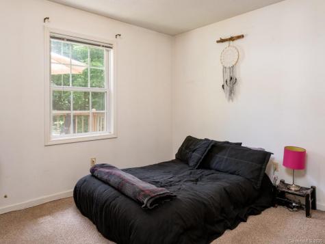 27 Little Knob Road Asheville NC 28803
