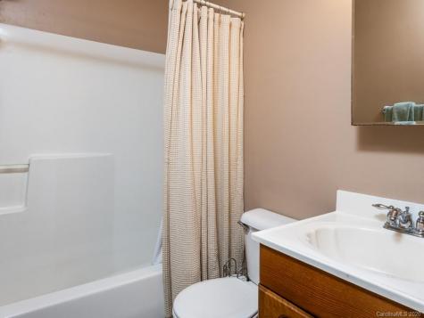 27 Little Knob Road Asheville NC 28803