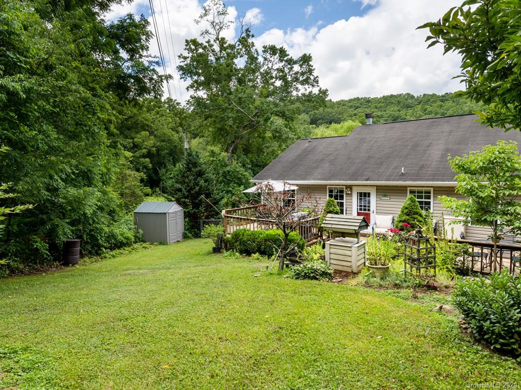 27 Little Knob Road Asheville NC 28803